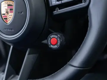 PORSCHE 992.2 Carrera 4 GTS  BOSE 360  PANO LIFT Carbon