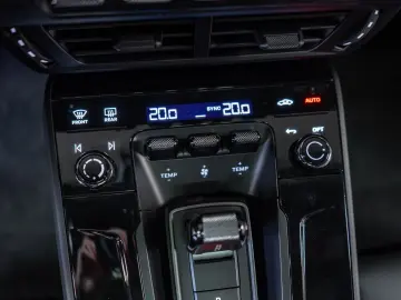 PORSCHE 992.2 Carrera 4 GTS  BOSE 360  PANO LIFT Carbon