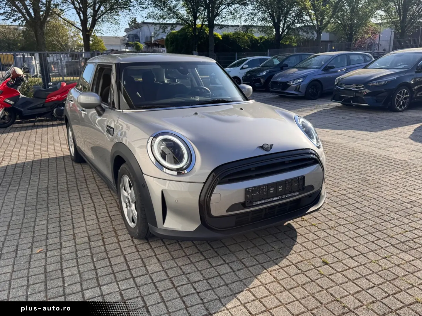 MINI COOPER Mini 5-trg. Cooper Essential Trim