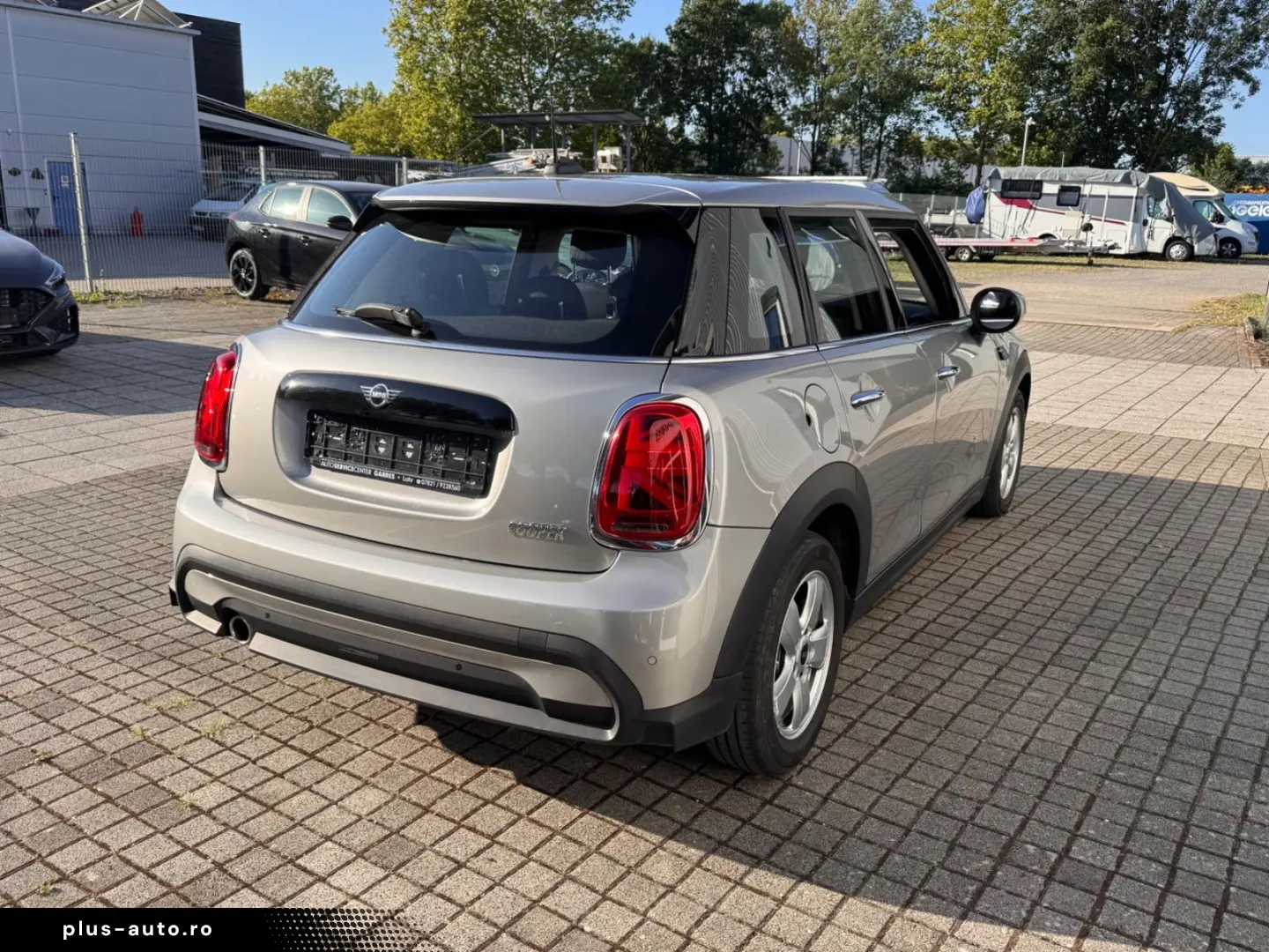 MINI COOPER Mini 5-trg. Cooper Essential Trim