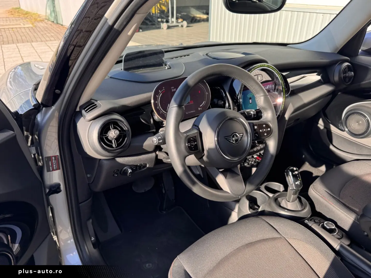 MINI COOPER Mini 5-trg. Cooper Essential Trim