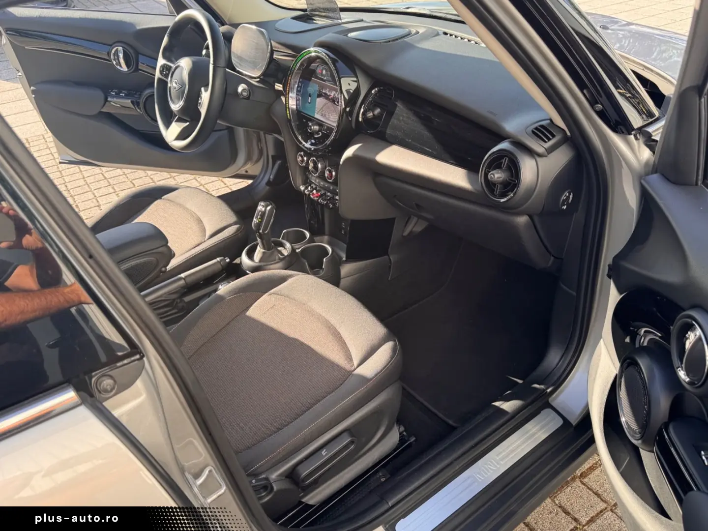 MINI COOPER Mini 5-trg. Cooper Essential Trim