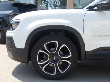 JEEP Avenger Altitude Mild-Hybrid  Navi  Kamera  CarP