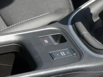 JEEP Avenger Altitude Mild-Hybrid  Navi  Kamera  CarP