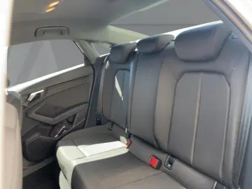 AUDI A3 Lim. 30 TFSI APP KAMERA LED VIRT PDC SHZ
