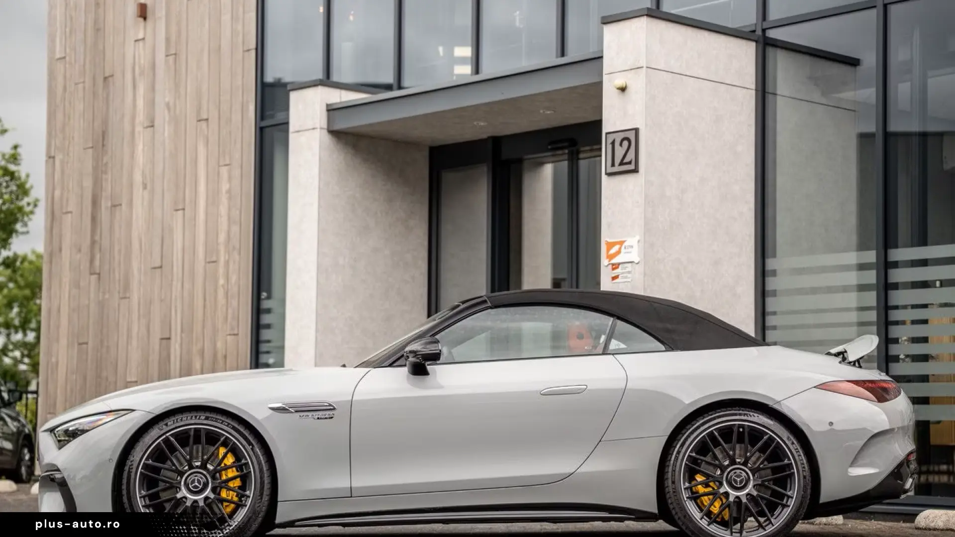 Mercedes-Benz SL 63 AMG 4MATIC