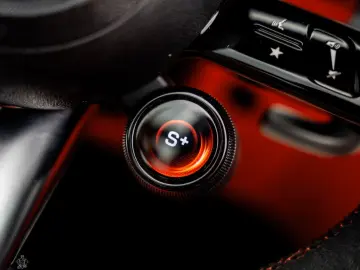 Mercedes-Benz SL 63 AMG 4MATIC
