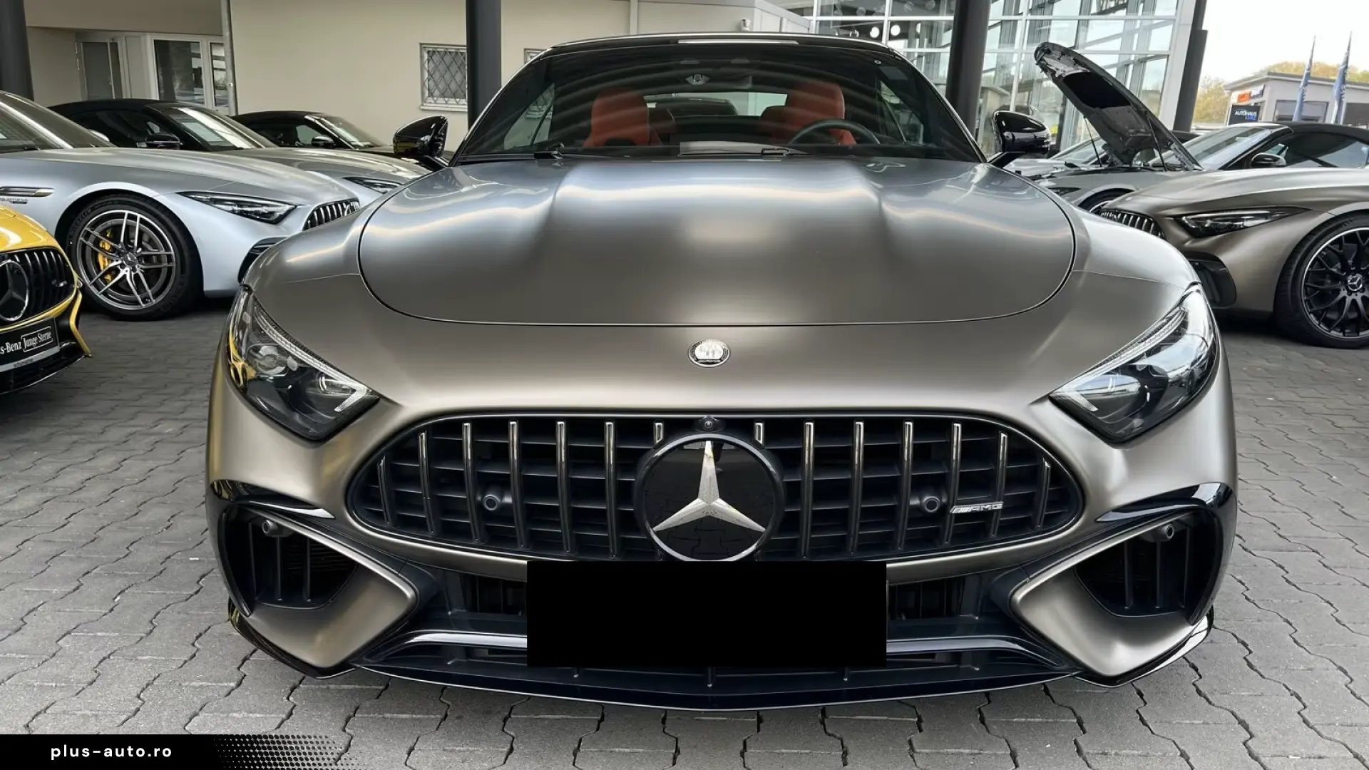 Mercedes-Benz SL 63 AMG 4MATIC    Burmester®