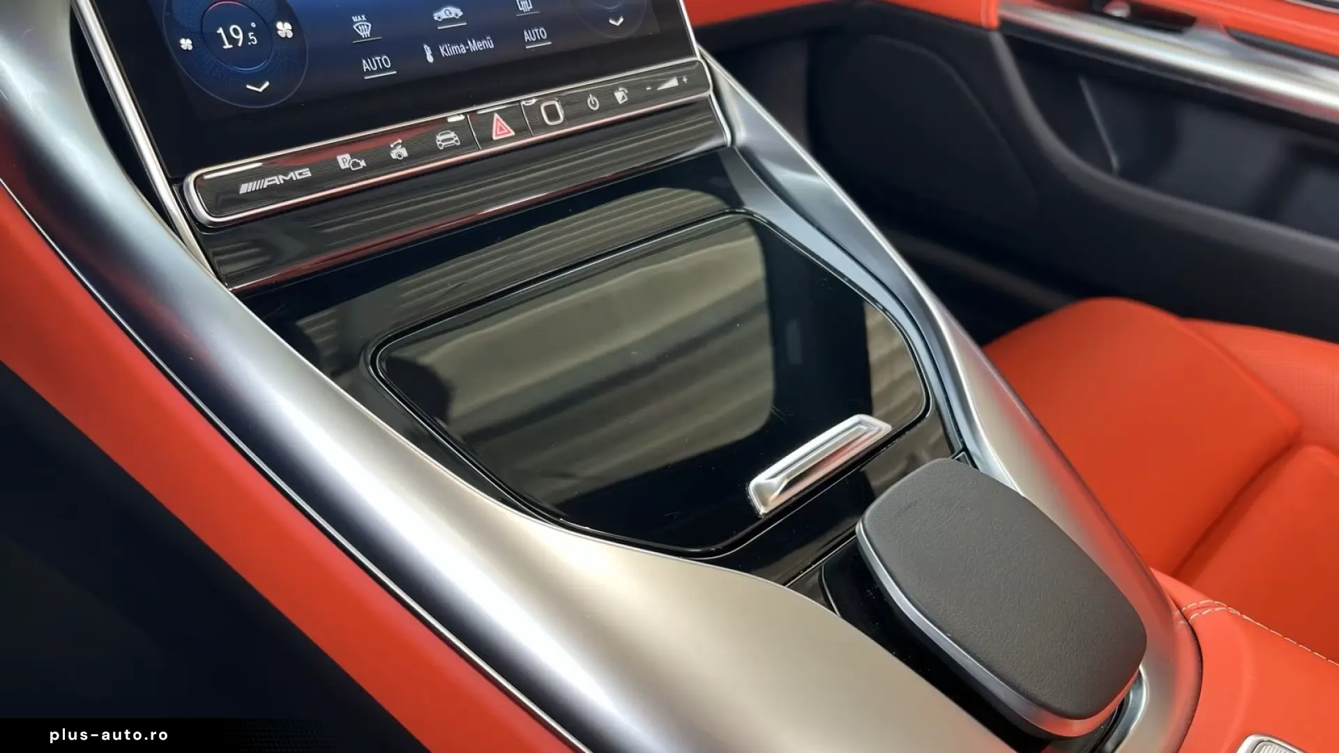 Mercedes-Benz SL 63 AMG 4MATIC    Burmester®