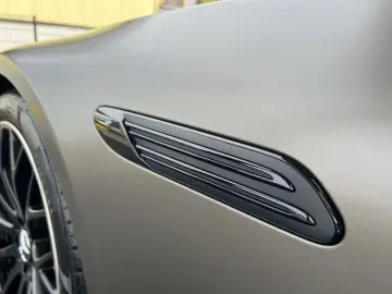 Mercedes-Benz SL 63 AMG 4MATIC    Burmester®