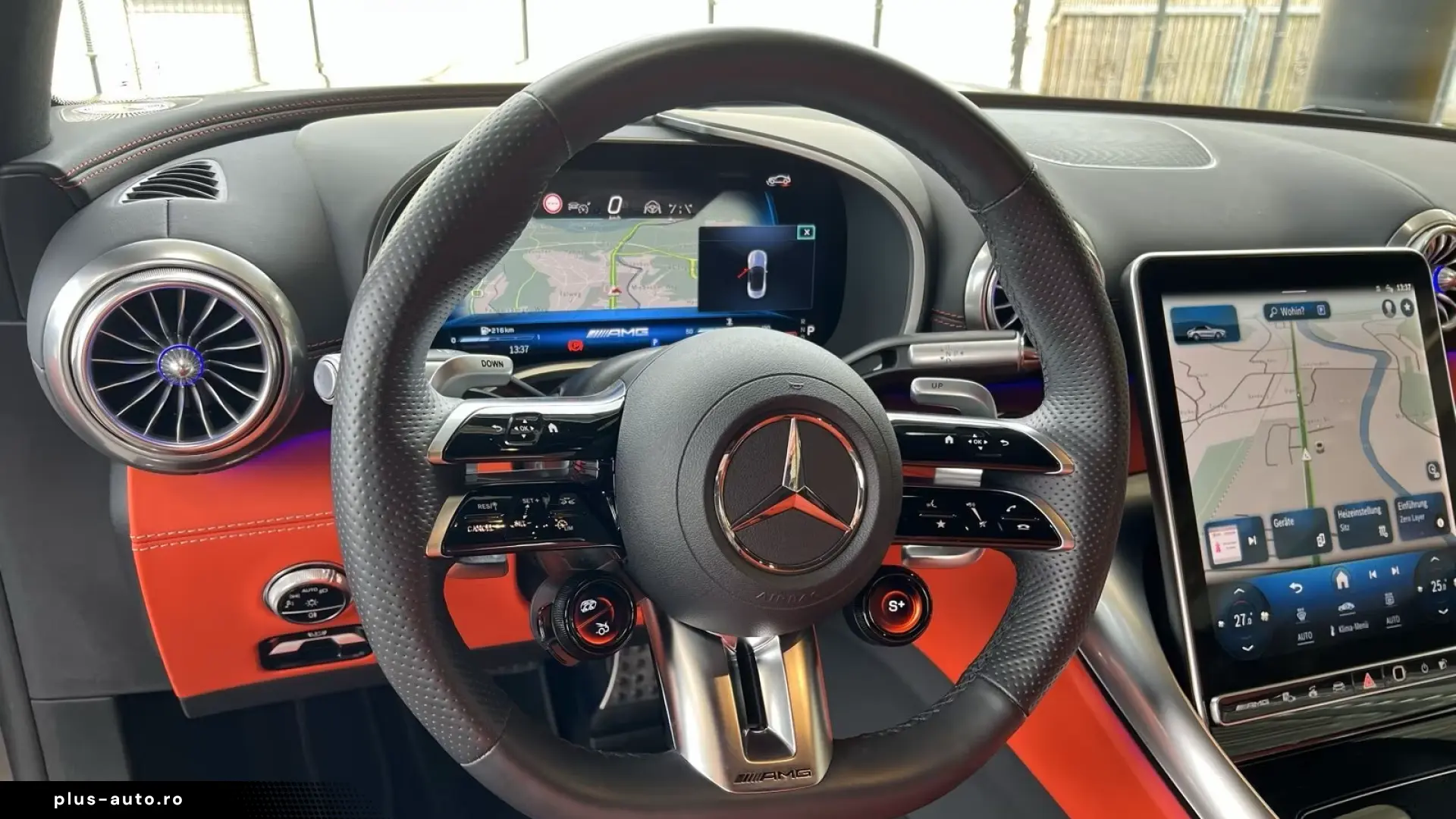 Mercedes-Benz SL 63 AMG 4MATIC    Burmester®