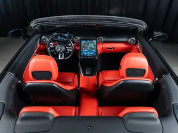 Mercedes-Benz SL 63 AMG 4MATIC    Burmester®