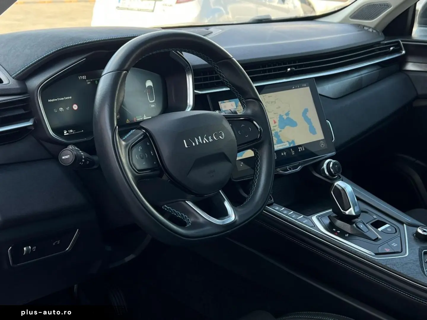 Lynk-Co 01