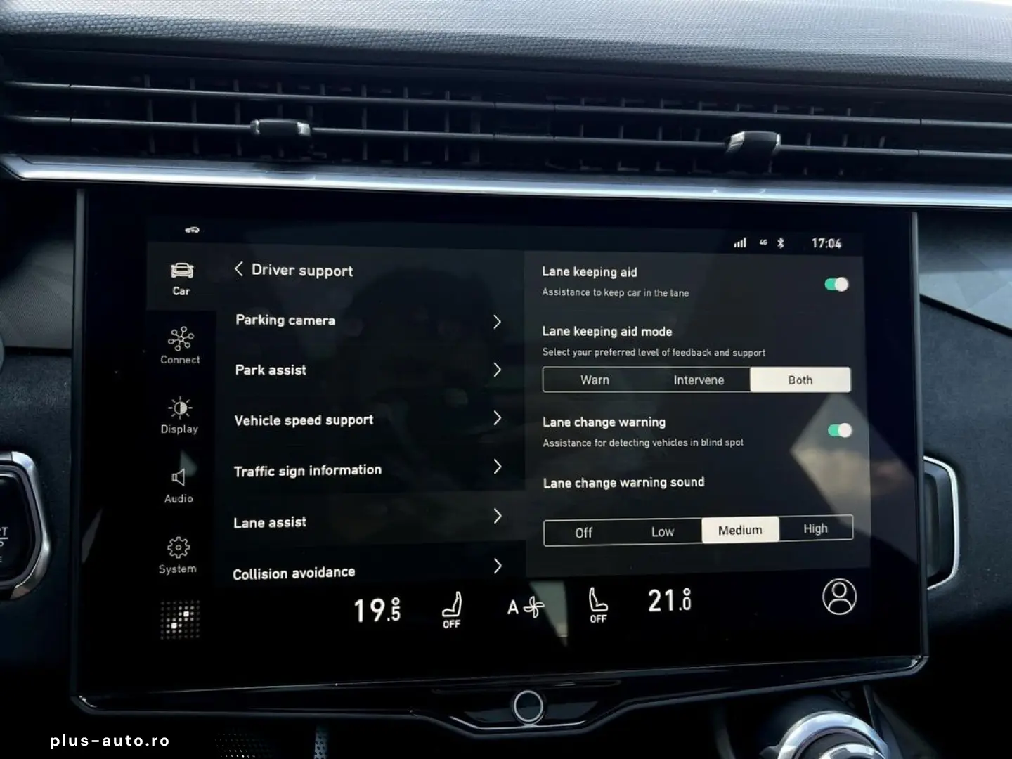Lynk-Co 01