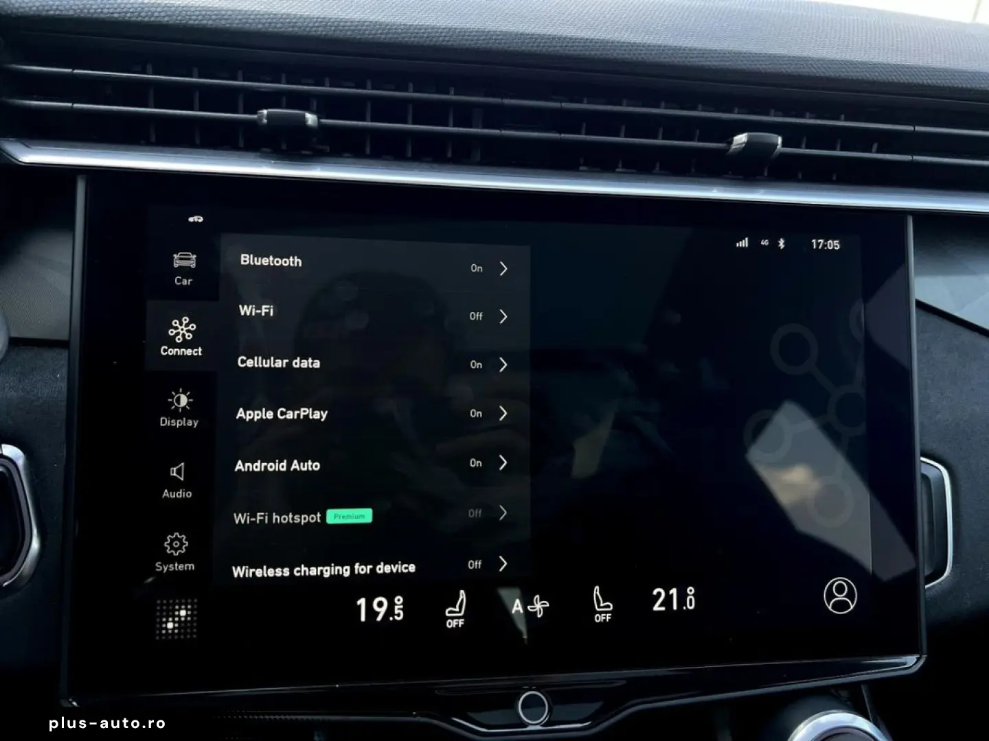 Lynk-Co 01