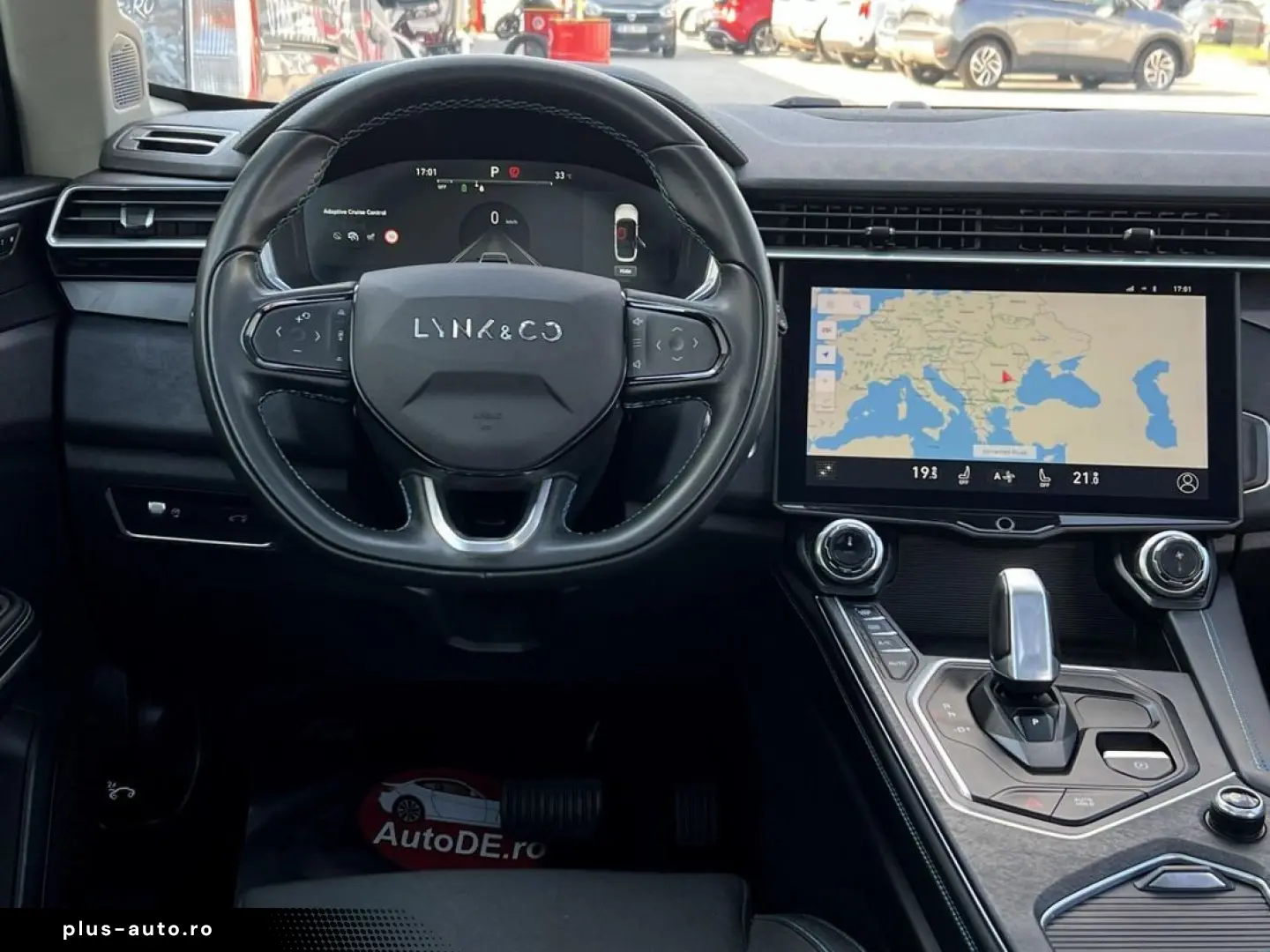 Lynk-Co 01