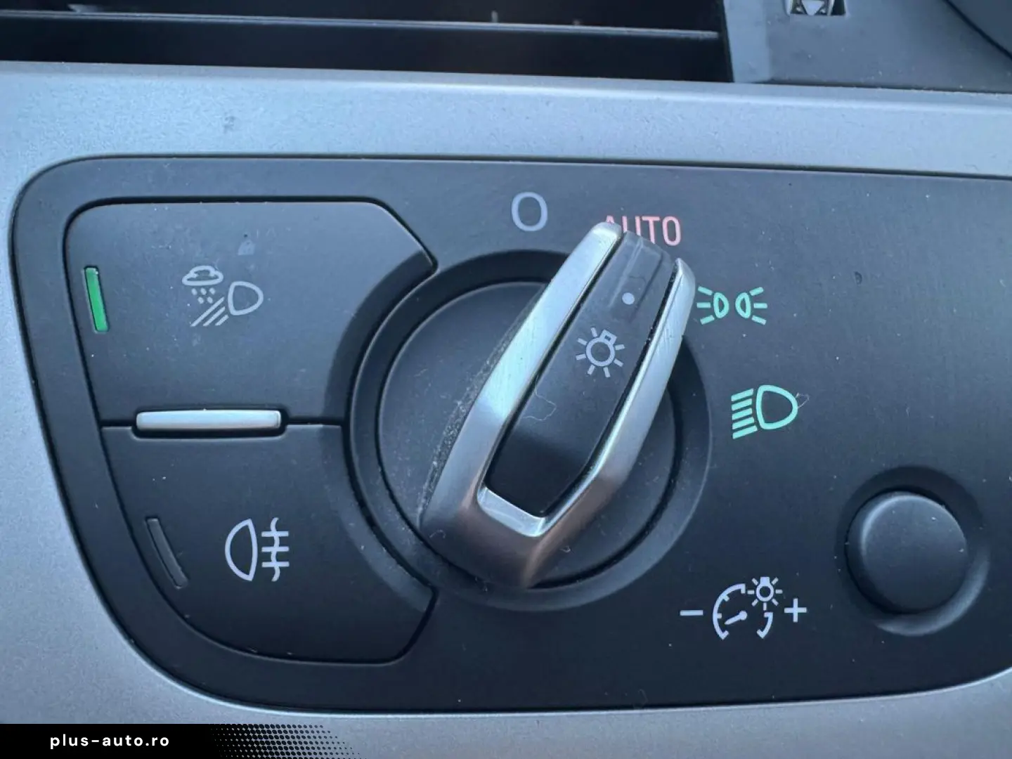 Audi A4 Advanced 35 TFSI mild-Hybr Stronic