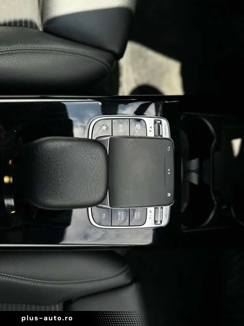Mercedes-Benz A-200
