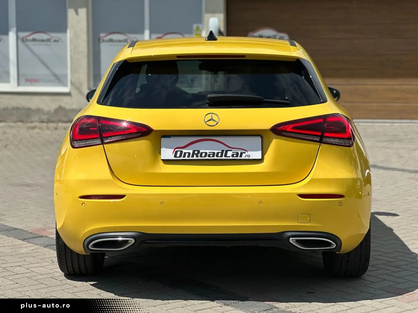 Mercedes-Benz A-200