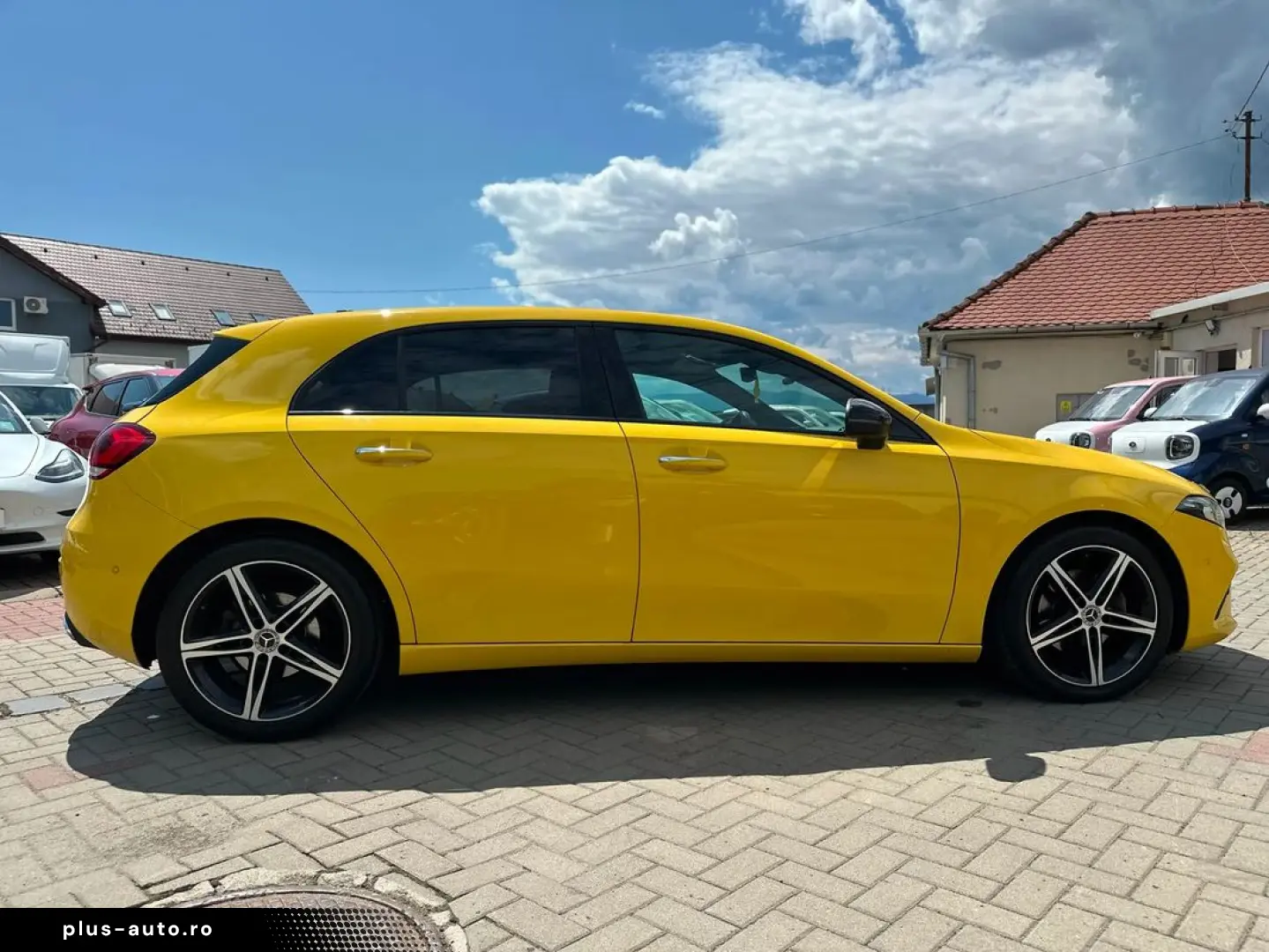 Mercedes-Benz A-200