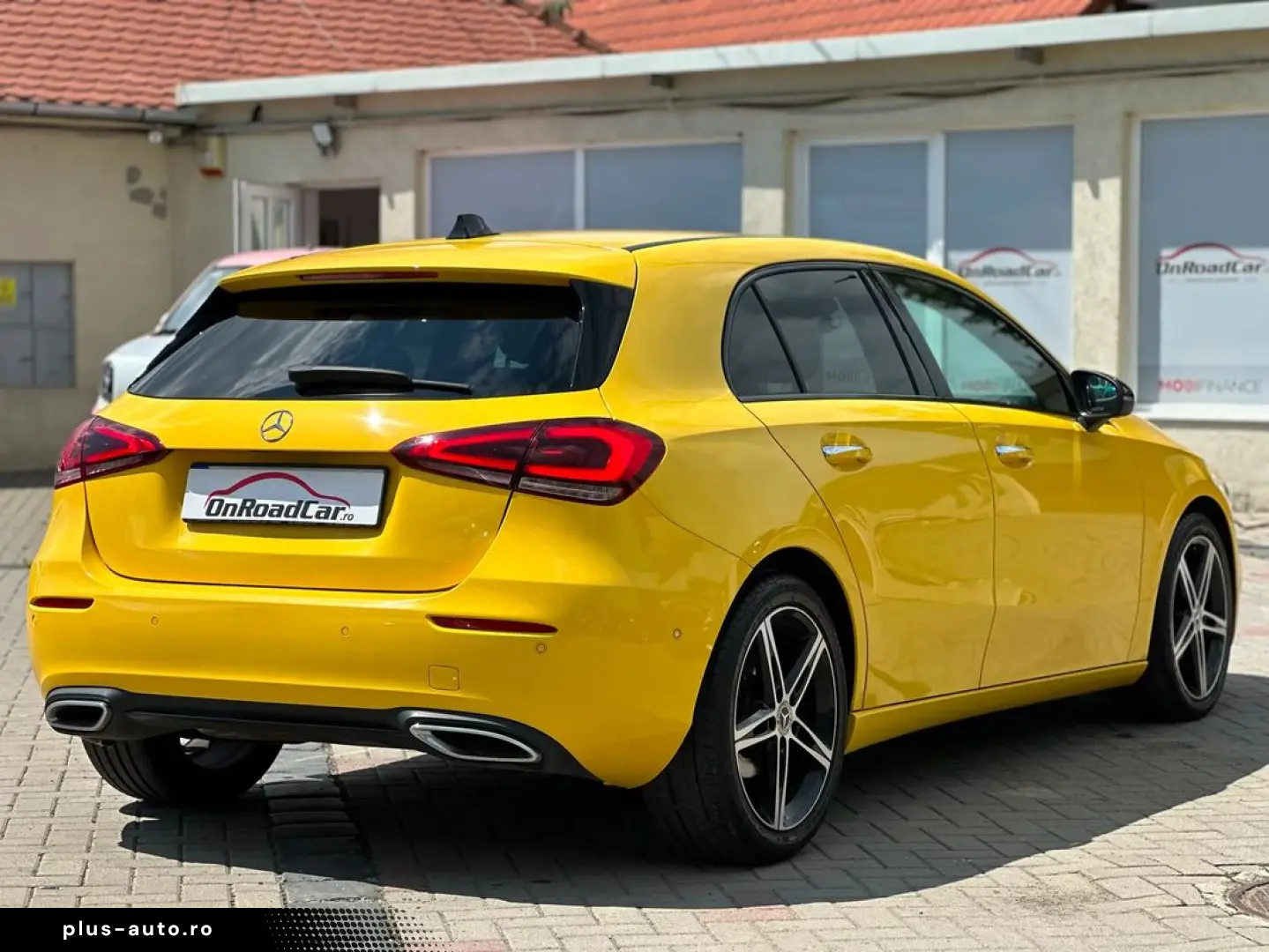 Mercedes-Benz A-200