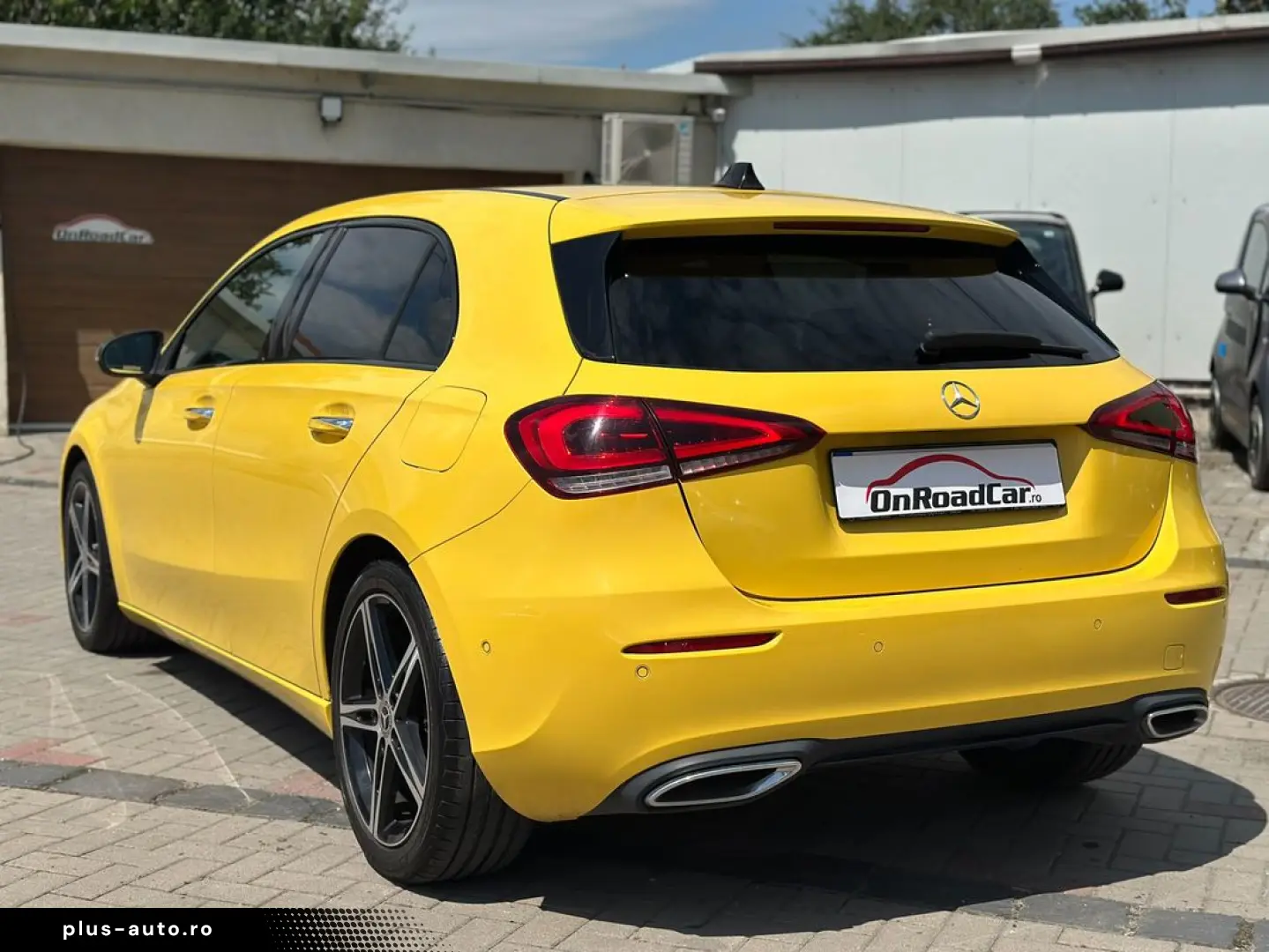 Mercedes-Benz A-200