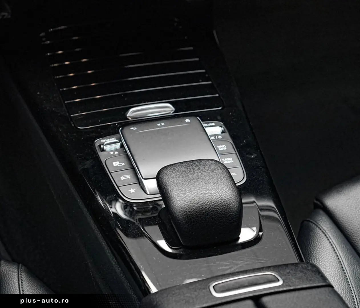 Mercedes-Benz Cla-180