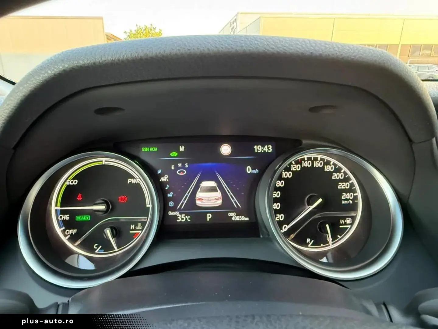 Toyota Camry Dynamic 2.5 Hybrid 218 Cp