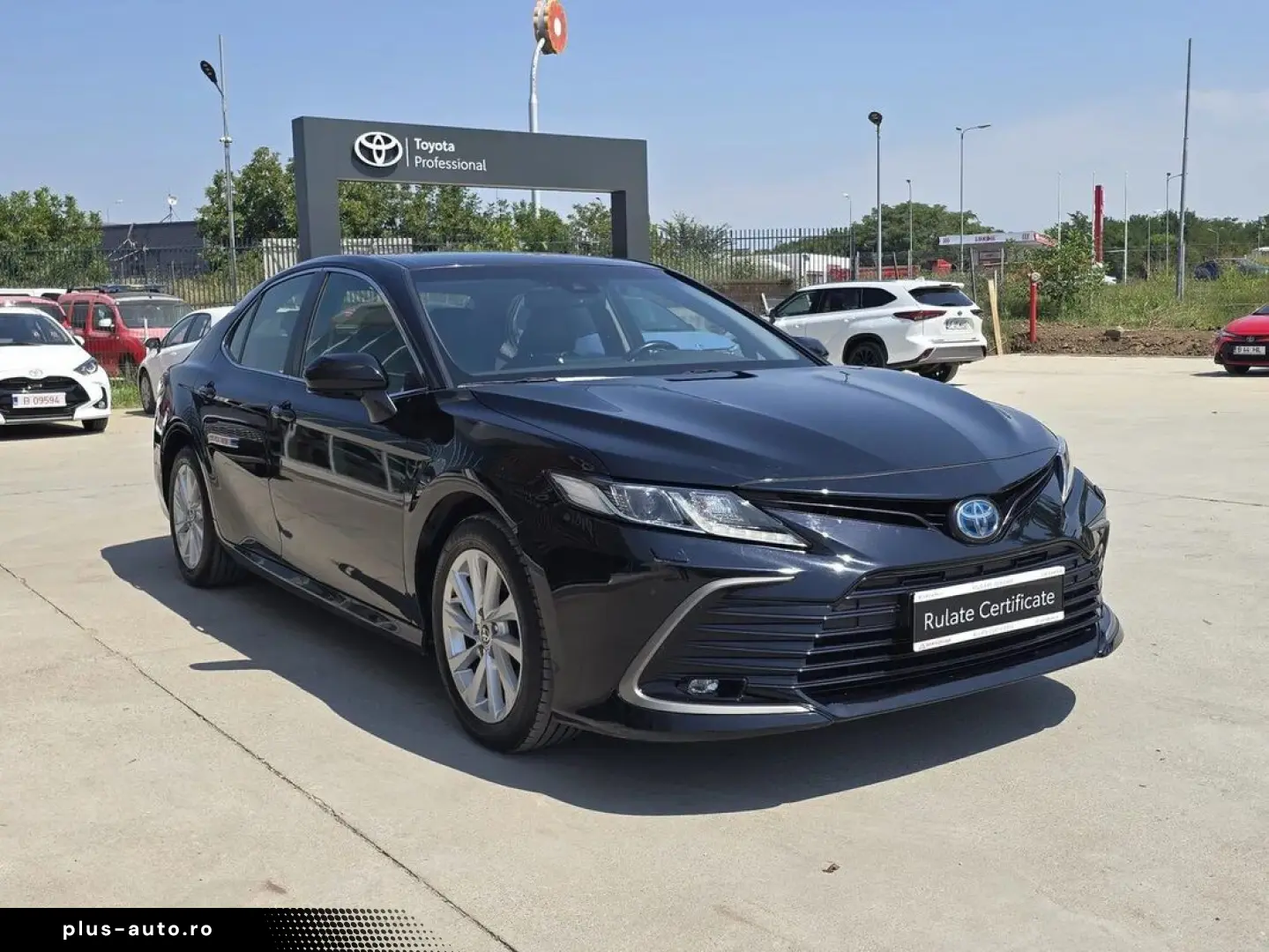 Toyota Camry 2.5 Hybrid Business