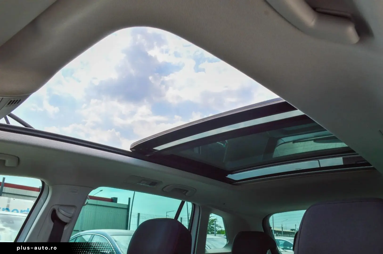 2017 Volkswagen Tiguan 2.0 TDI 4MOTION DSG Comfortline RATE