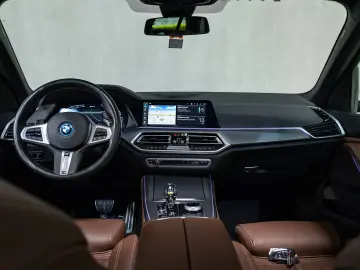 BMW X5 xDrive45e BLACK LINE