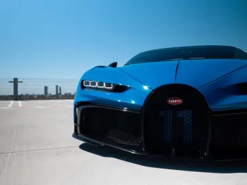 BUGATTI PUR SPORT 1 of 60   AGILE BLUE & BLACK CARBON