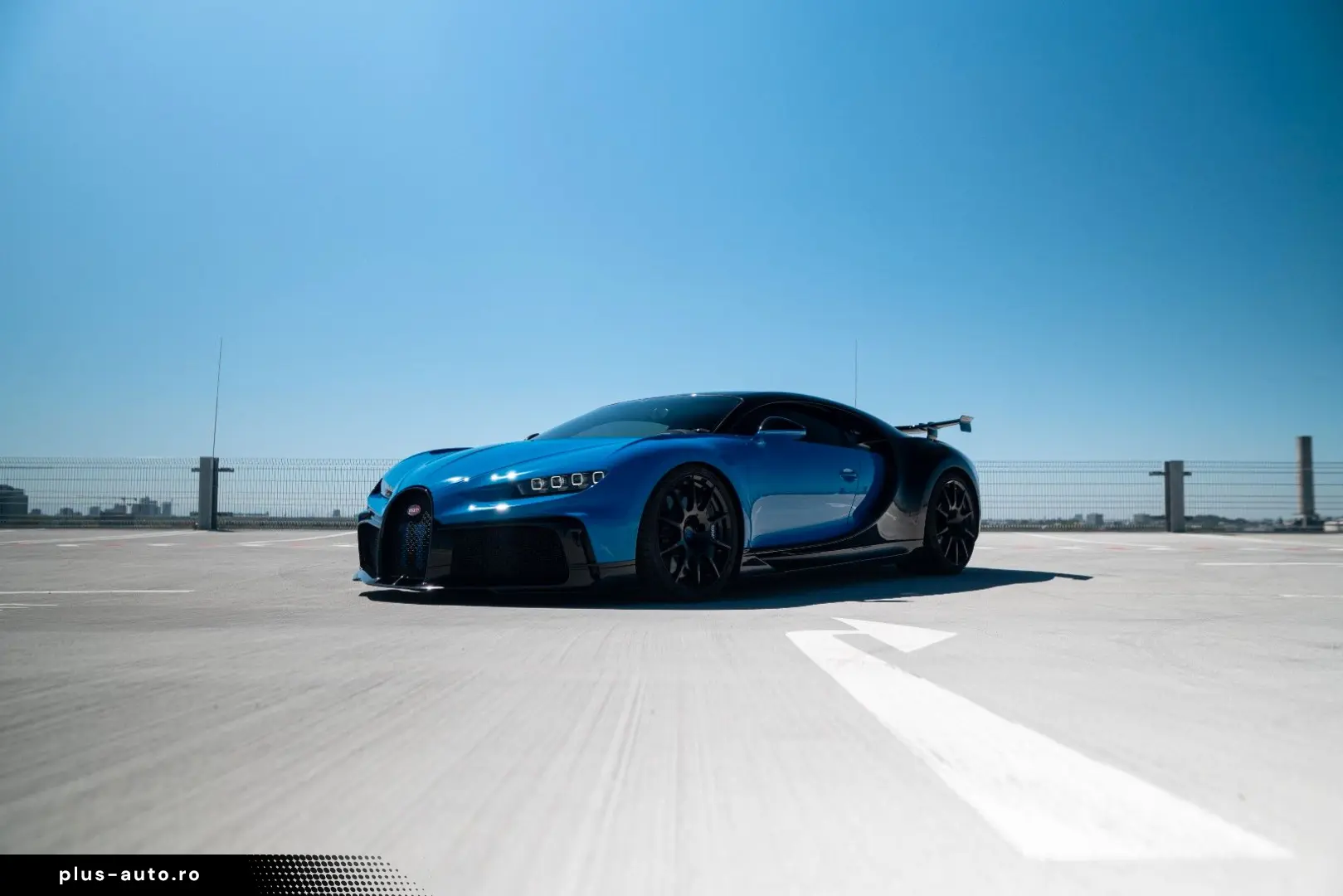 BUGATTI PUR SPORT 1 of 60   AGILE BLUE & BLACK CARBON