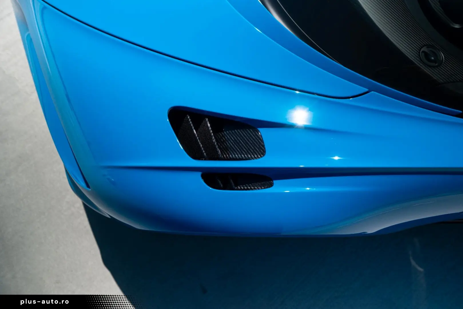 BUGATTI PUR SPORT 1 of 60   AGILE BLUE & BLACK CARBON