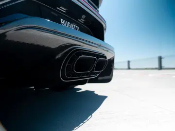 BUGATTI PUR SPORT 1 of 60   AGILE BLUE & BLACK CARBON