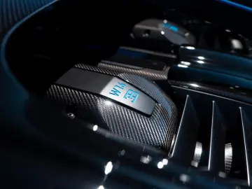 BUGATTI PUR SPORT 1 of 60   AGILE BLUE & BLACK CARBON