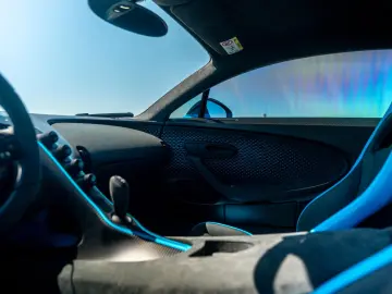 BUGATTI PUR SPORT 1 of 60   AGILE BLUE & BLACK CARBON