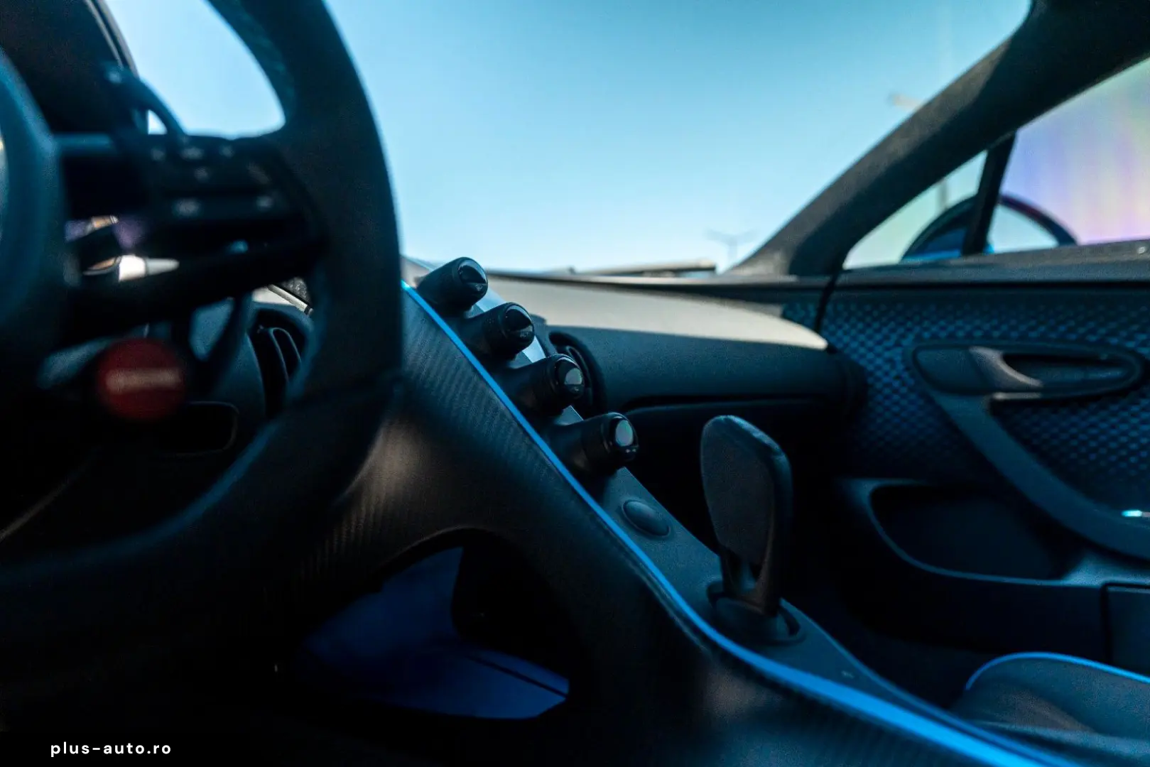 BUGATTI PUR SPORT 1 of 60   AGILE BLUE & BLACK CARBON