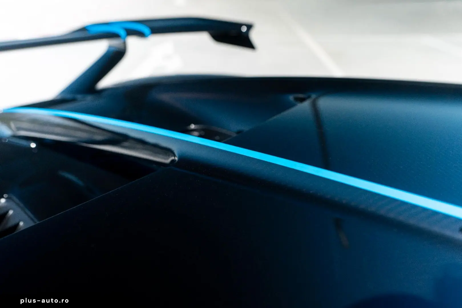BUGATTI PUR SPORT 1 of 60   AGILE BLUE & BLACK CARBON