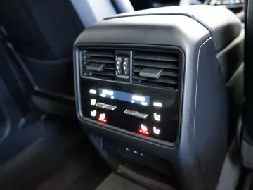 PORSCHE Cayenne E-Hybrid Massage Sitzklima InnoDrive 14W