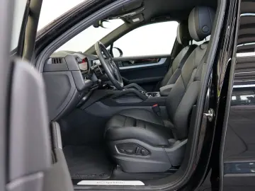 PORSCHE Cayenne E-Hybrid Massage Sitzklima InnoDrive 14W