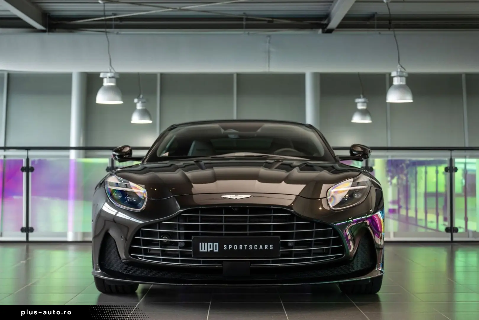 ASTON MARTIN DB12 4.0 V8