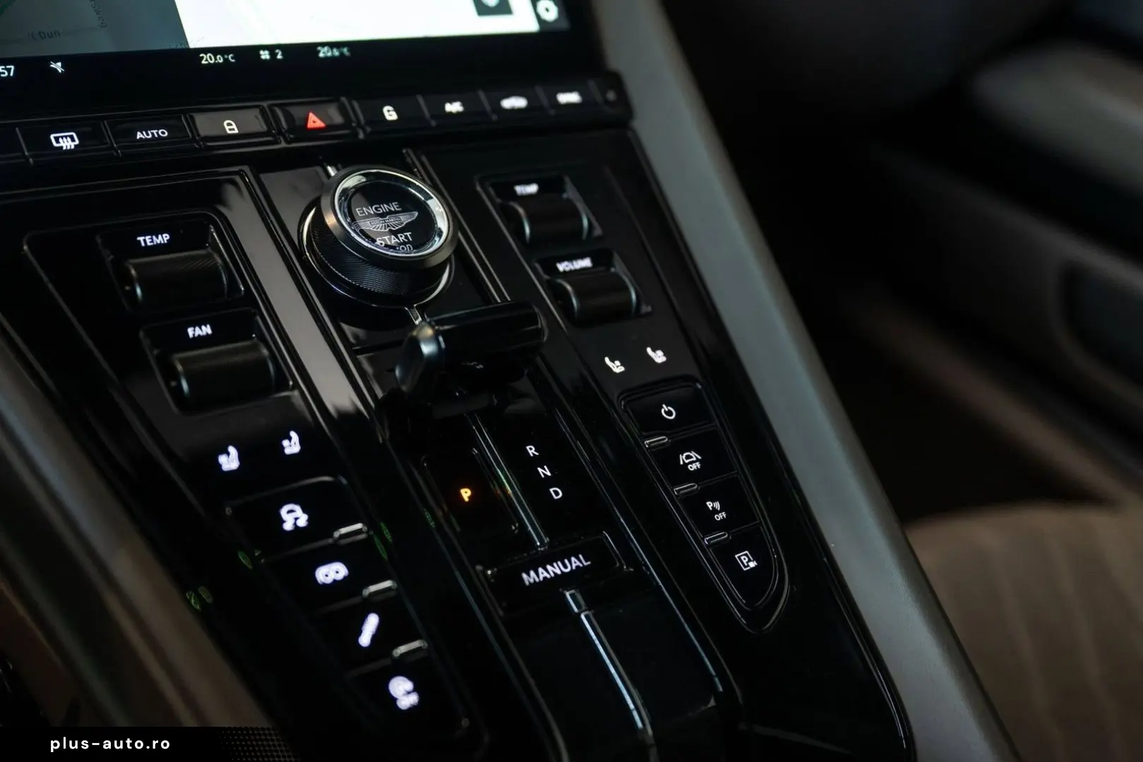 ASTON MARTIN DB12 4.0 V8