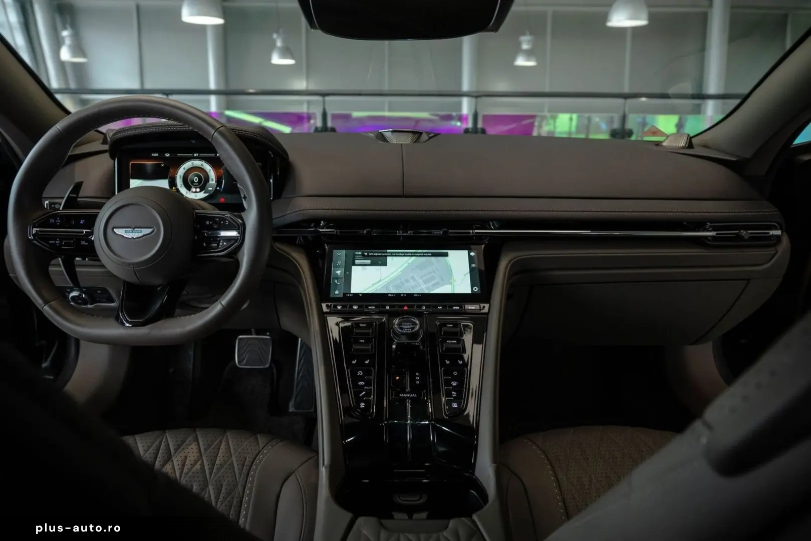 ASTON MARTIN DB12 4.0 V8