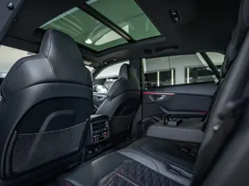 Audi RS Q8 quattro   B&O • Pano • 360  • Matrix LED • 600 CP