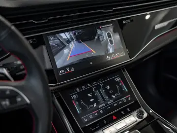 Audi RS Q8 quattro   B&O • Pano • 360  • Matrix LED • 600 CP