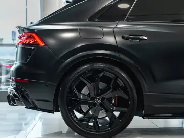 Audi RS Q8 quattro   B&O • Pano • 360  • Matrix LED • 600 CP