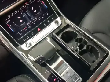 AUDI Q8 50 TDI Quattro_Panoramic_ACC_Matrix