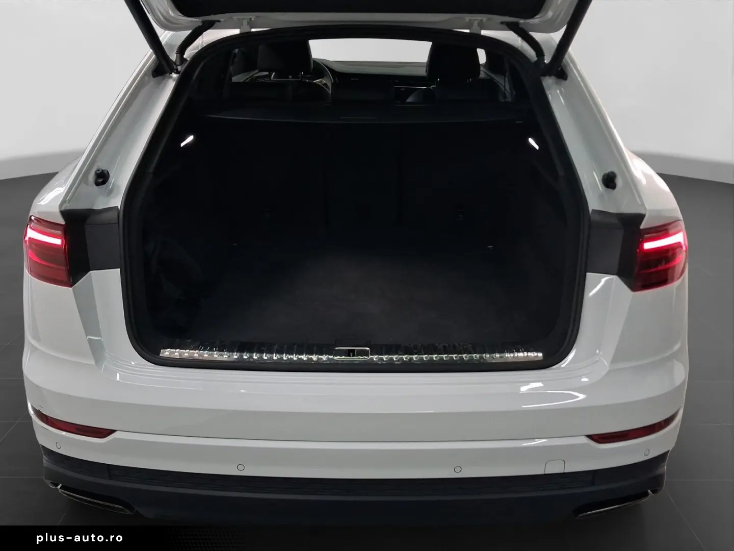 AUDI Q8 50 TDI Quattro_Panoramic_ACC_Matrix
