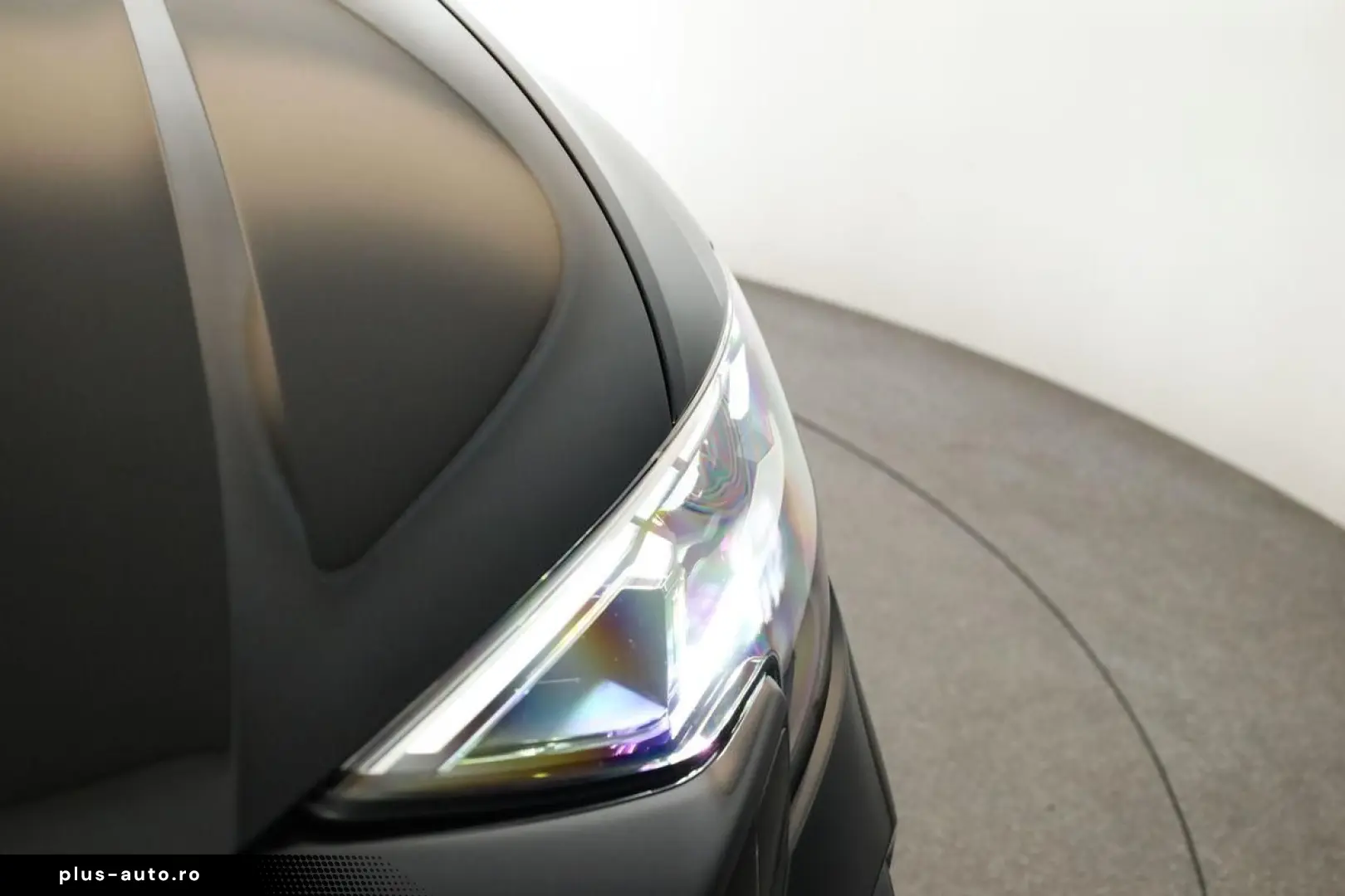 AUDI Q8 50 TDI Facelift S line_Matrix_Panoramic_ACC